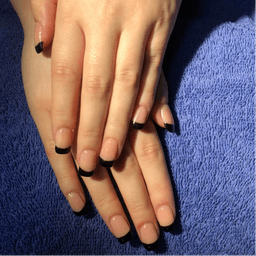 Nails image